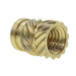 Гайки закладные с накаткой для 3D-принтеров 2,5*4 (100 шт.) Гайки закладные с накаткой для 3D-принтеров 2,5*4 (100 шт.)